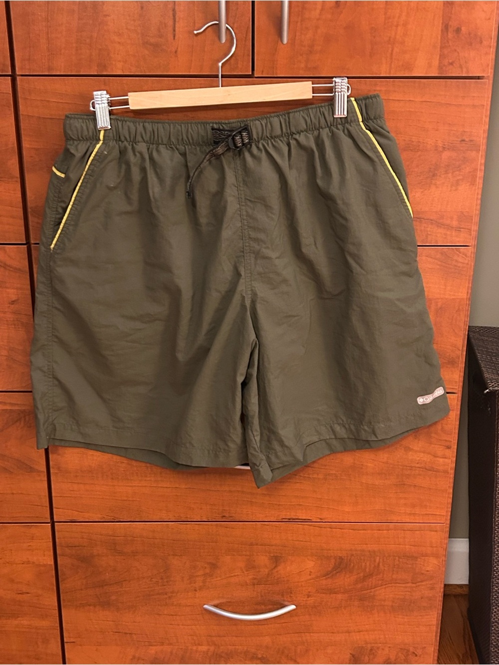 Columbia Olive Green Shorts